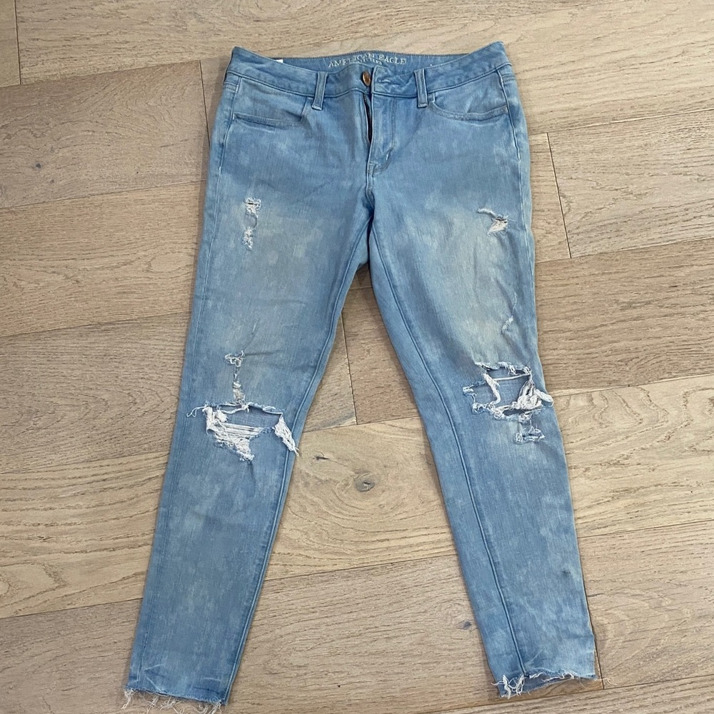 American Eagle Outfitters Faded Blue Ripped Skinny Jeans